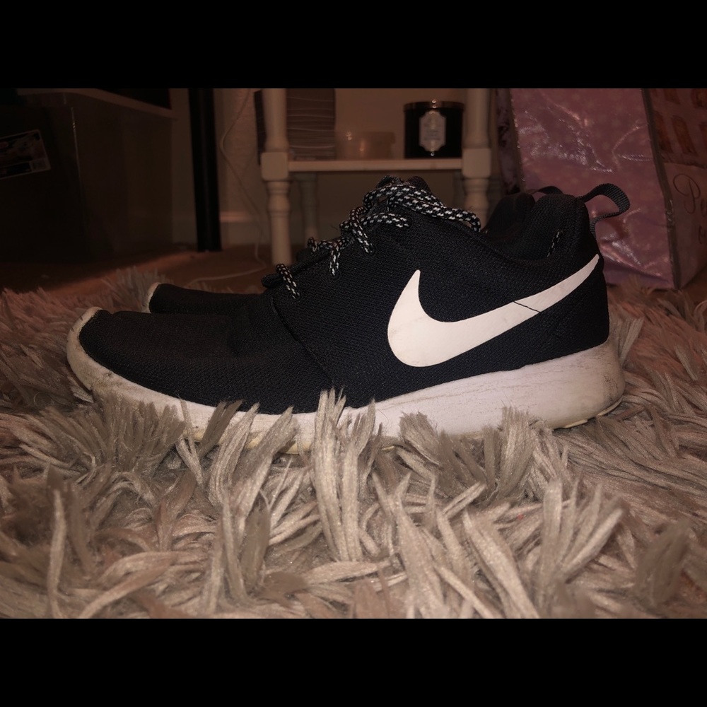 Nike Roshes